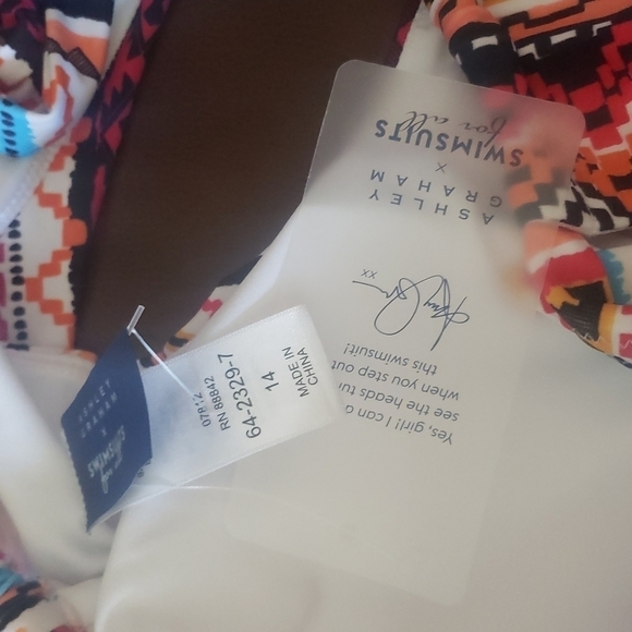 2X HP. Ashley Graham X Swimsuit For All Vida Bikini - Picture 10 of 14